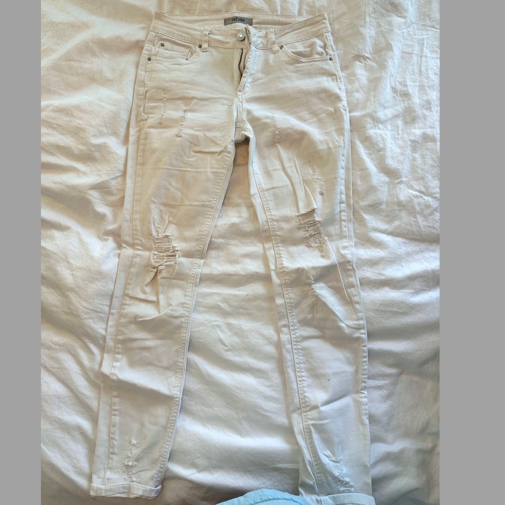 Ripped White Jeans, great condition, size 4
